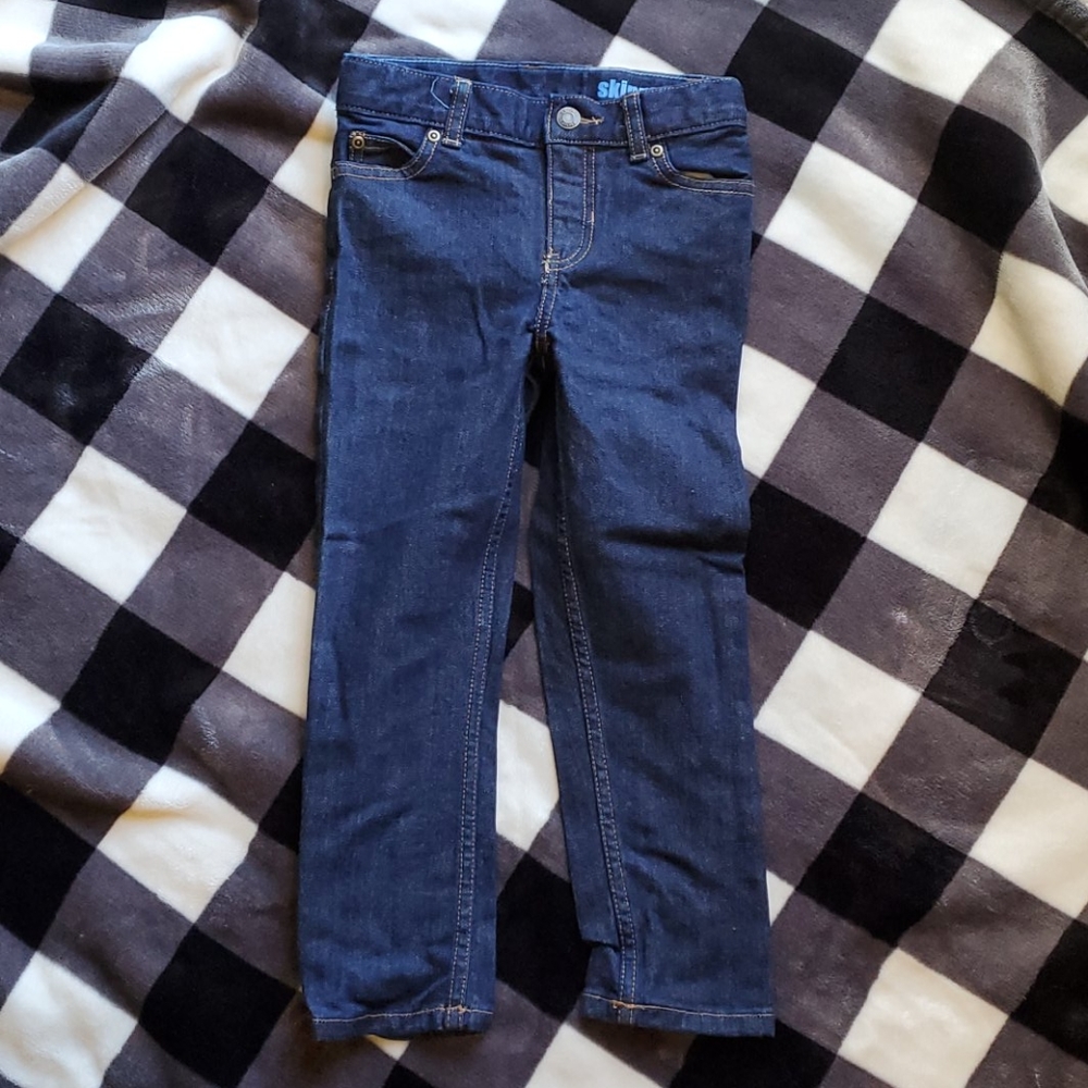 Carter's skinny jeans size 5 boys 👦 😍